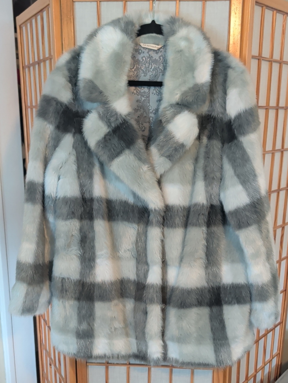 Soft Surroundings Gray & White Plaid Faux Fur Coat